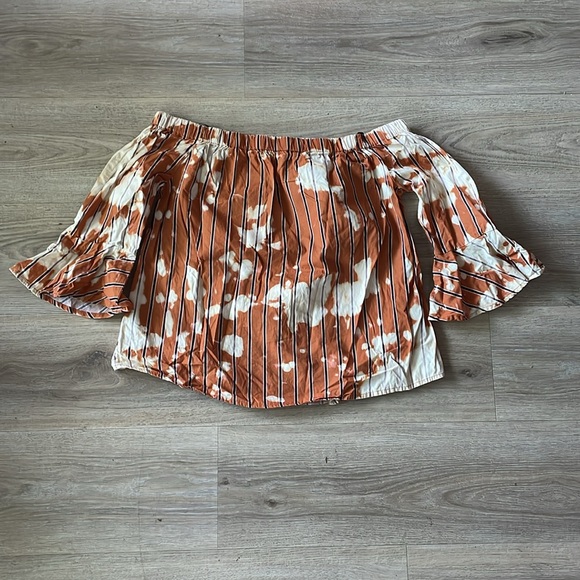 mine L Off-Shoulder Top - Picture 3 of 3